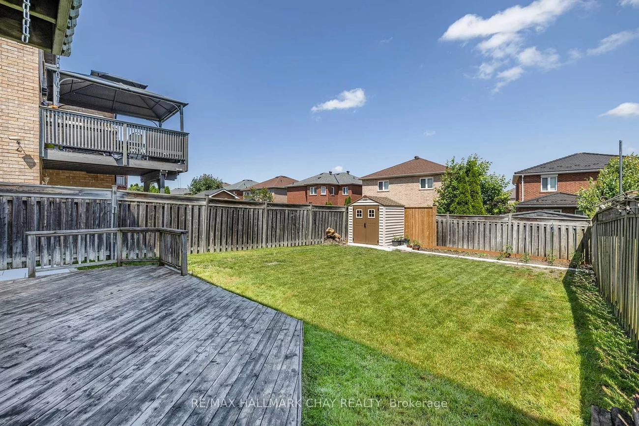 23, Smith, Bradford, Bradford West Gwillimbury