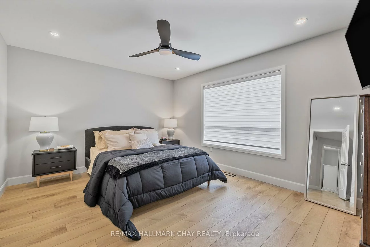 23, Smith, Bradford, Bradford West Gwillimbury