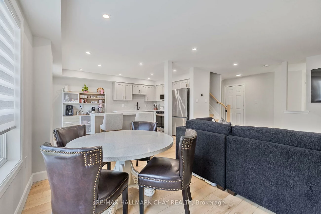 23, Smith, Bradford, Bradford West Gwillimbury