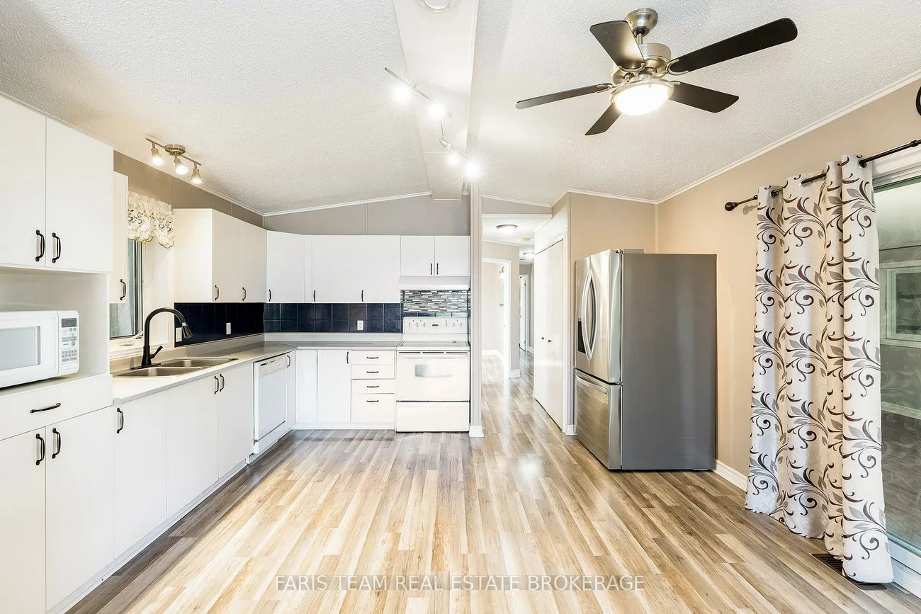 13, Sunrise, Rural Bradford West Gwillimbury, Bradford West Gwillimbury