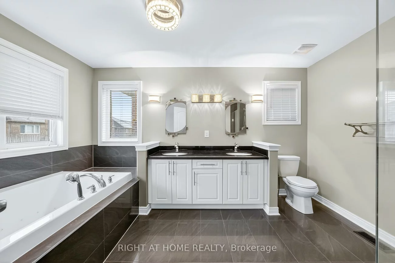 193, Blue Dasher, Bradford, Bradford West Gwillimbury