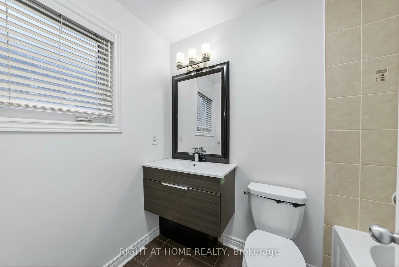 193, Blue Dasher, Bradford, Bradford West Gwillimbury