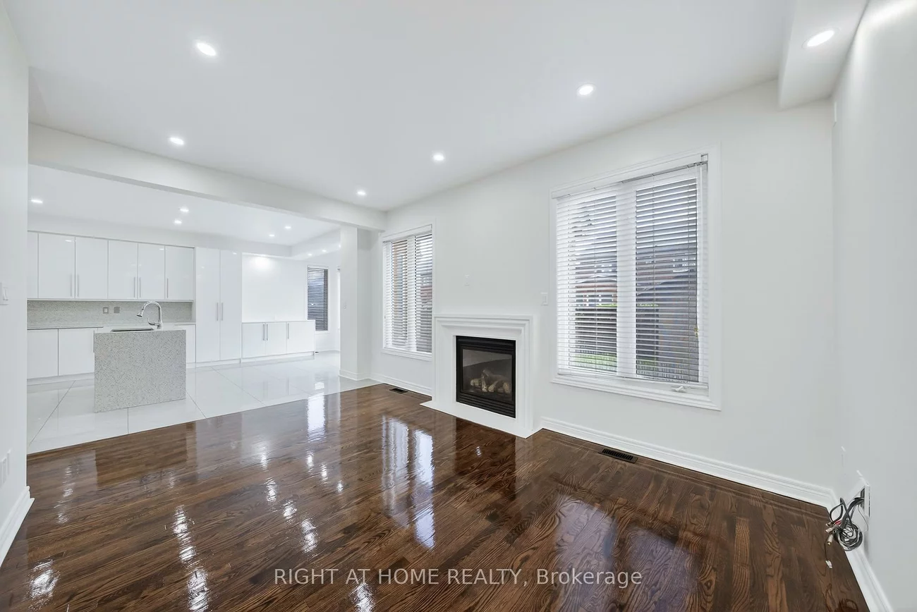 193, Blue Dasher, Bradford, Bradford West Gwillimbury