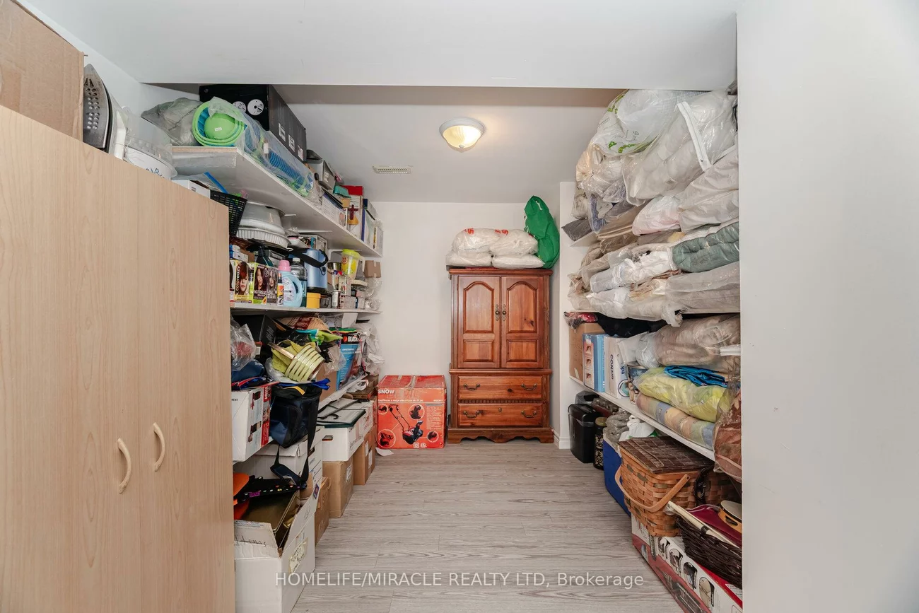 57, Bronze, Bradford, Bradford West Gwillimbury