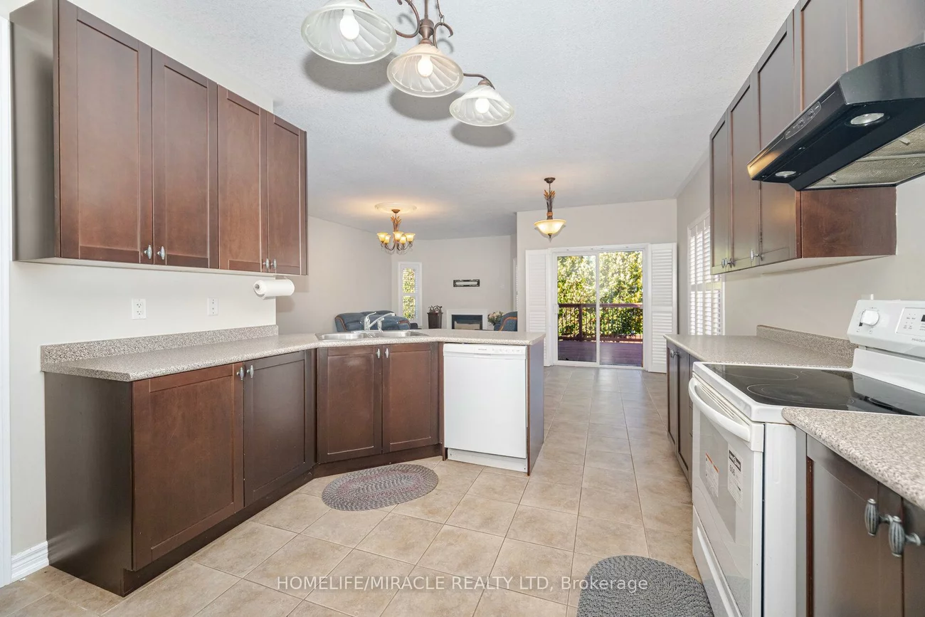 57, Bronze, Bradford, Bradford West Gwillimbury