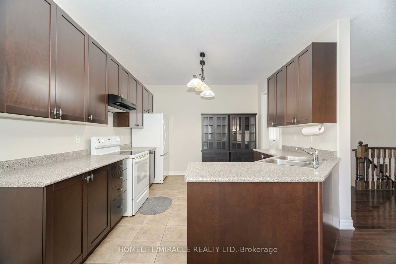 57, Bronze, Bradford, Bradford West Gwillimbury