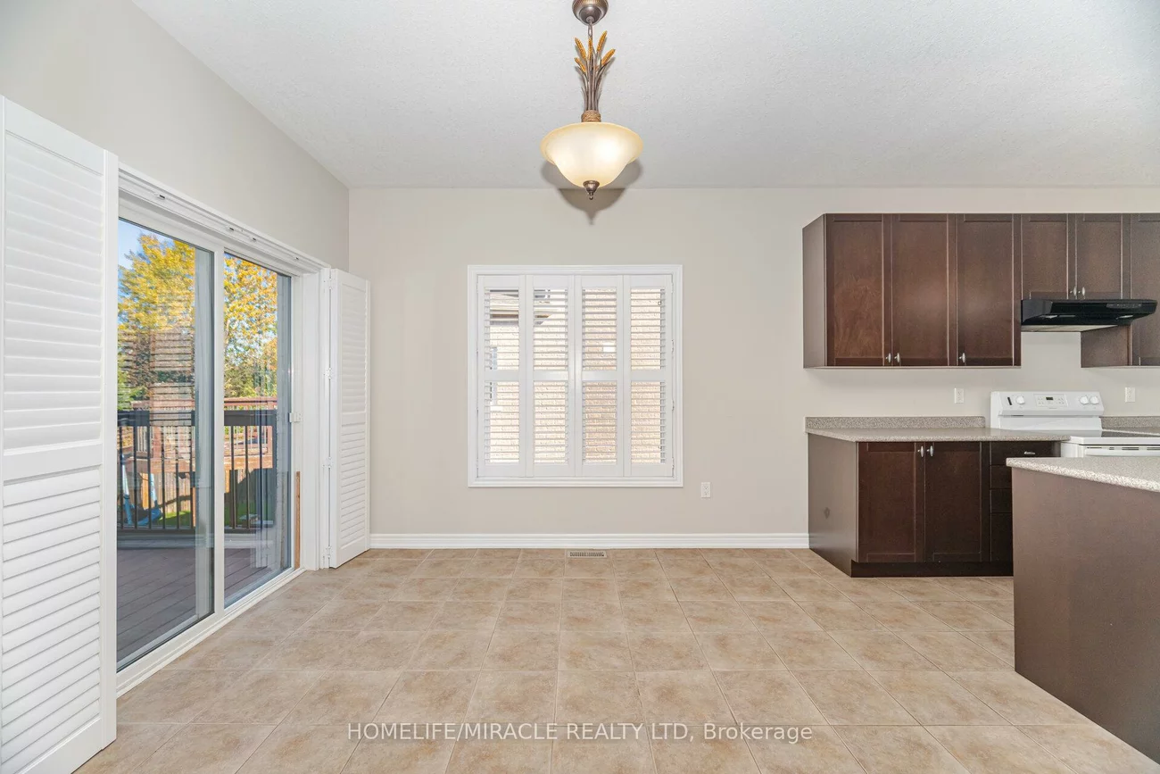 57, Bronze, Bradford, Bradford West Gwillimbury