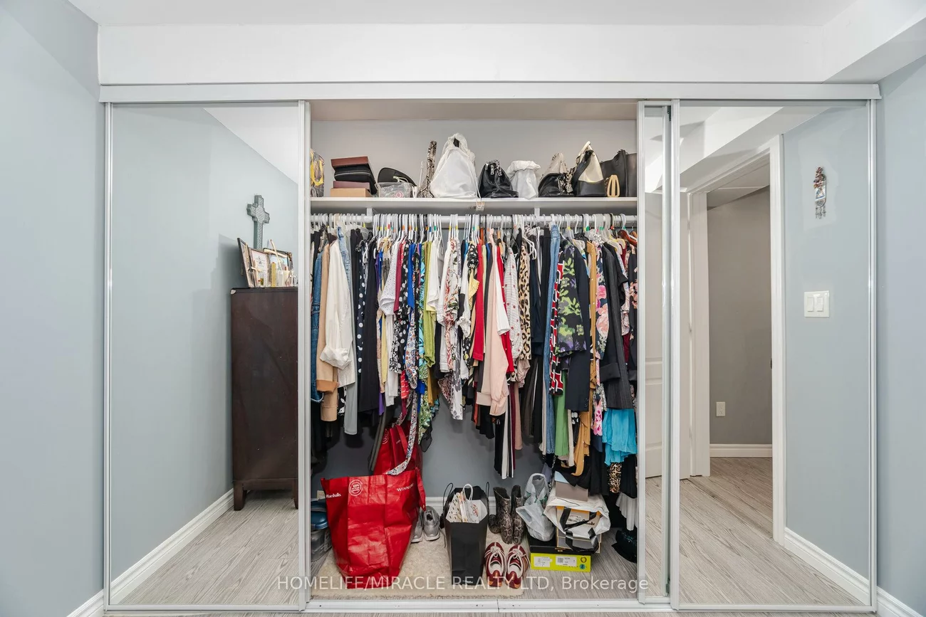 57, Bronze, Bradford, Bradford West Gwillimbury