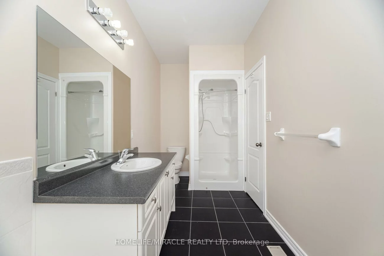 57, Bronze, Bradford, Bradford West Gwillimbury