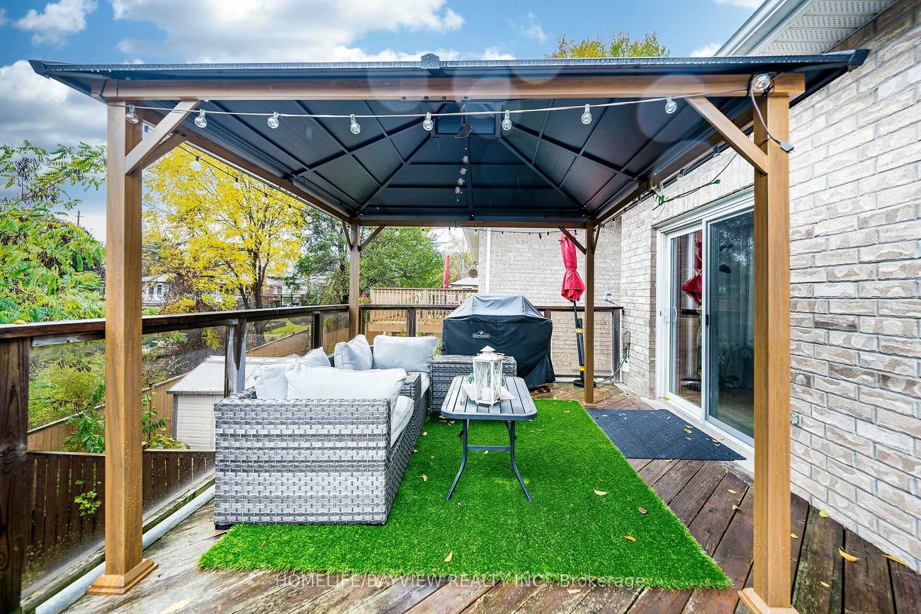 202, John, Bradford, Bradford West Gwillimbury