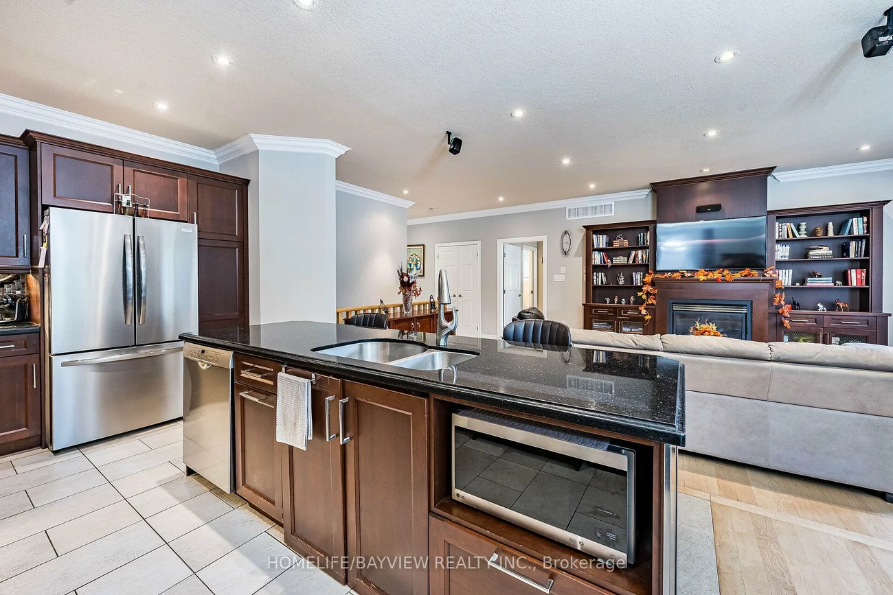 202, John, Bradford, Bradford West Gwillimbury