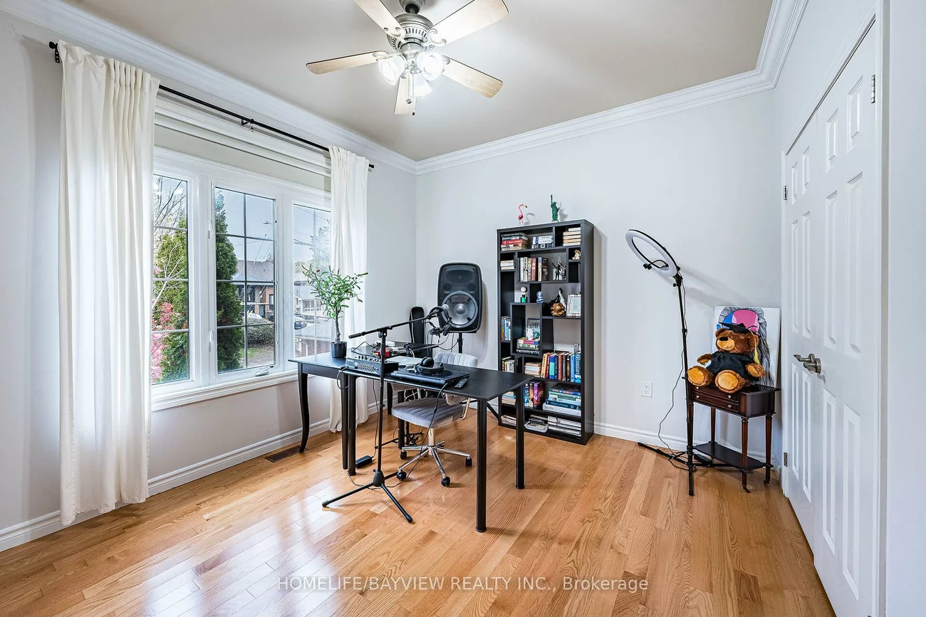 202, John, Bradford, Bradford West Gwillimbury