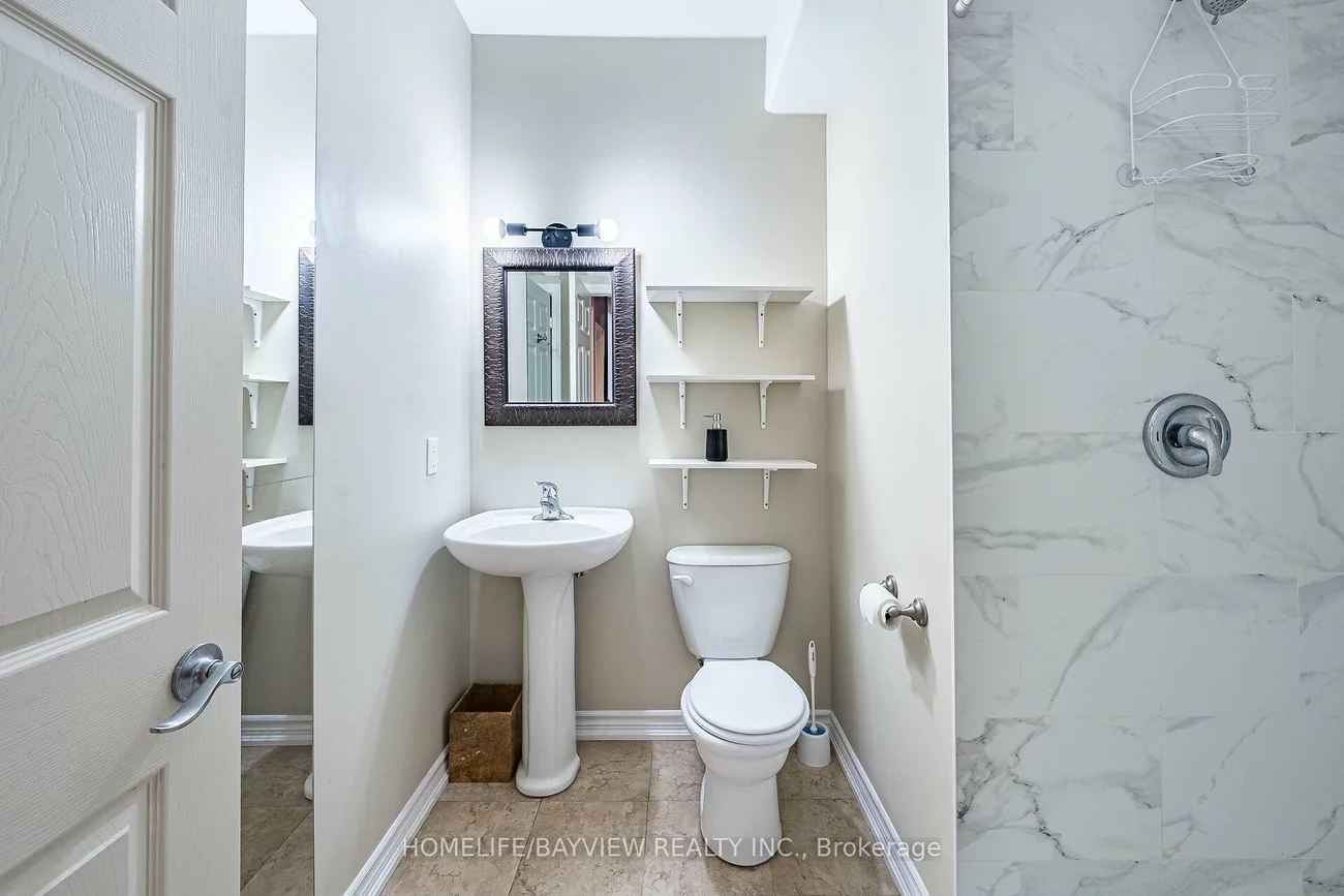 202, John, Bradford, Bradford West Gwillimbury