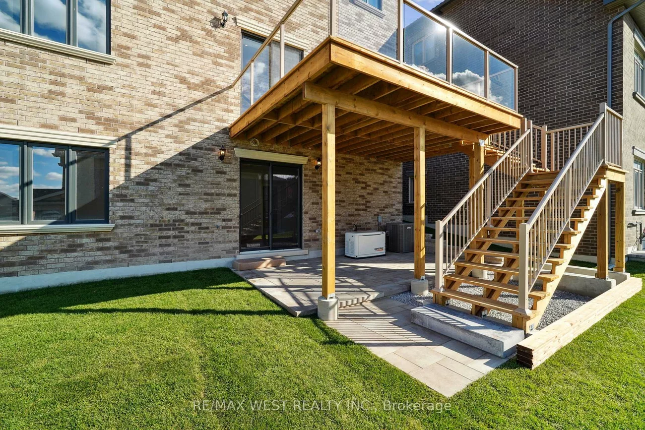 29, W Dykie, Bradford, Bradford West Gwillimbury