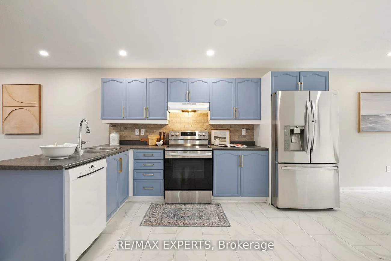 14, Aishford, Bradford, Bradford West Gwillimbury