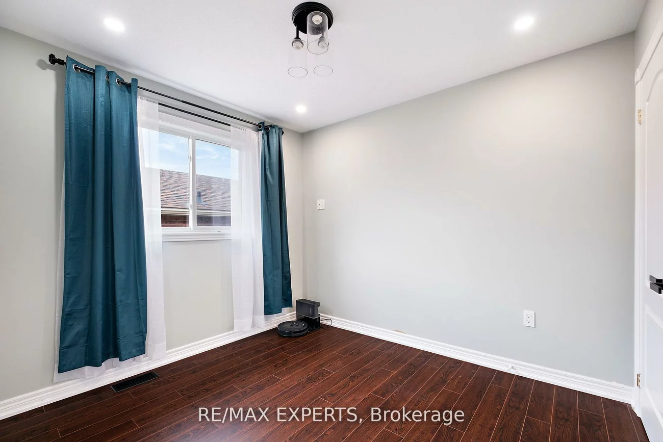 14, Aishford, Bradford, Bradford West Gwillimbury