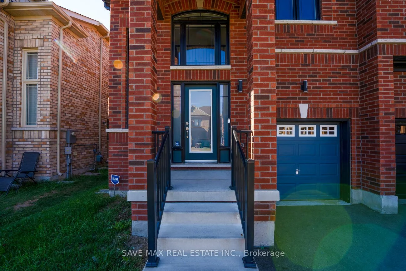 163, Sutherland, Bradford, Bradford West Gwillimbury