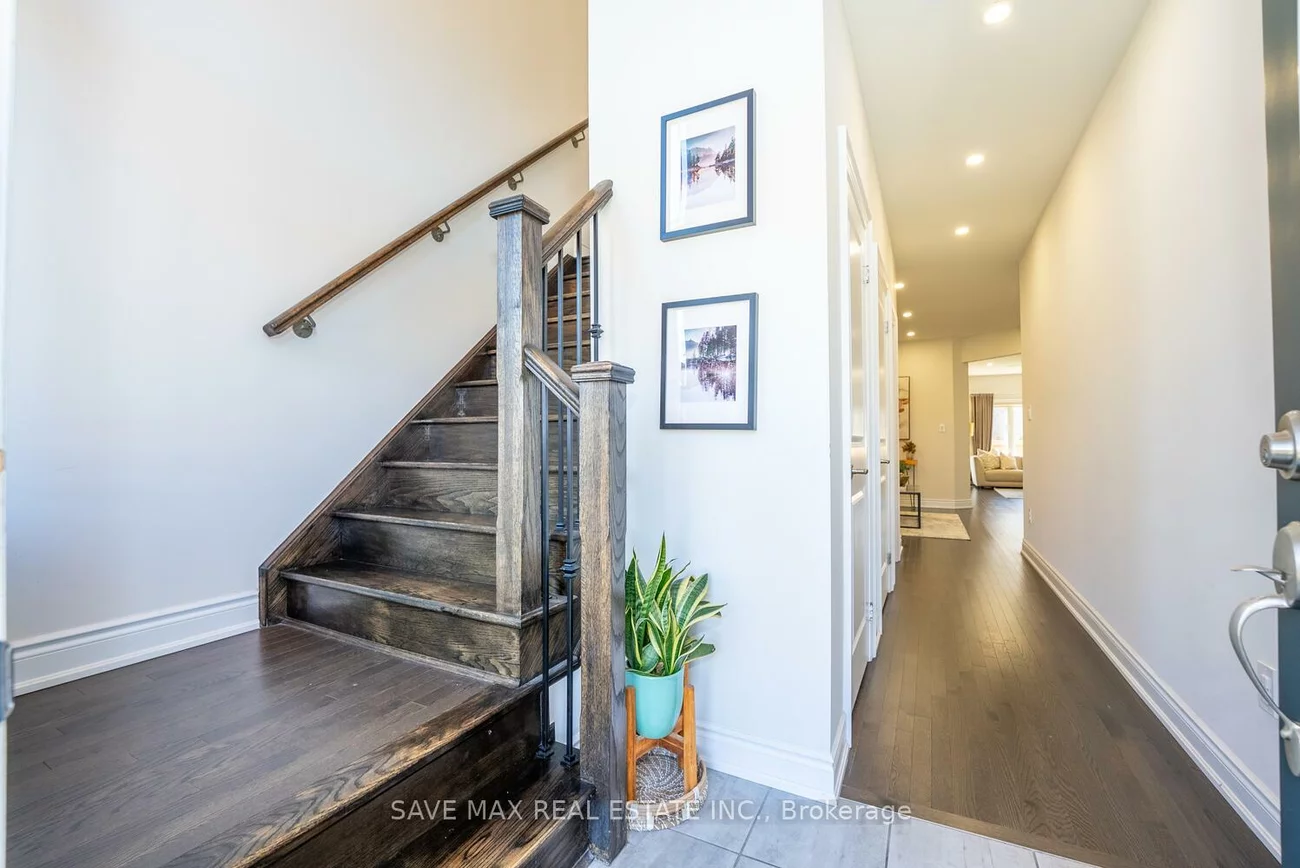 163, Sutherland, Bradford, Bradford West Gwillimbury