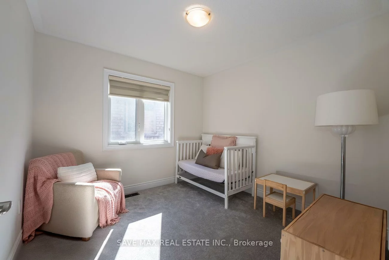 163, Sutherland, Bradford, Bradford West Gwillimbury