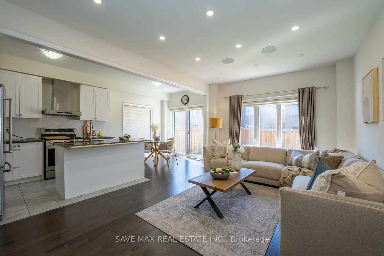 163, Sutherland, Bradford, Bradford West Gwillimbury