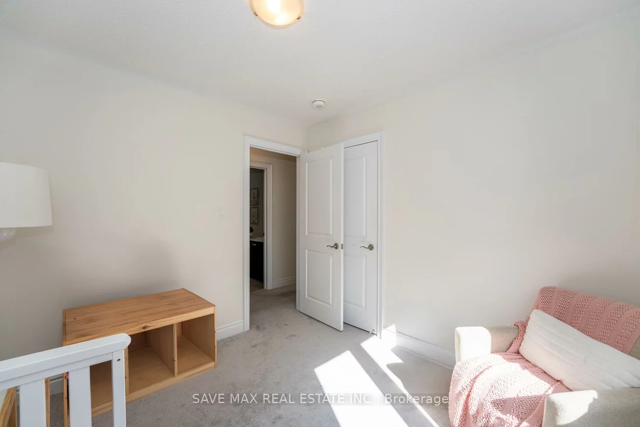 163, Sutherland, Bradford, Bradford West Gwillimbury