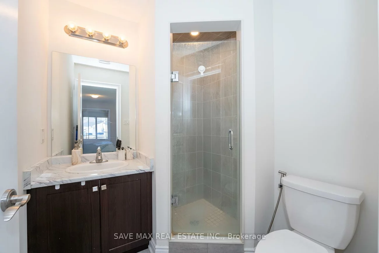 163, Sutherland, Bradford, Bradford West Gwillimbury