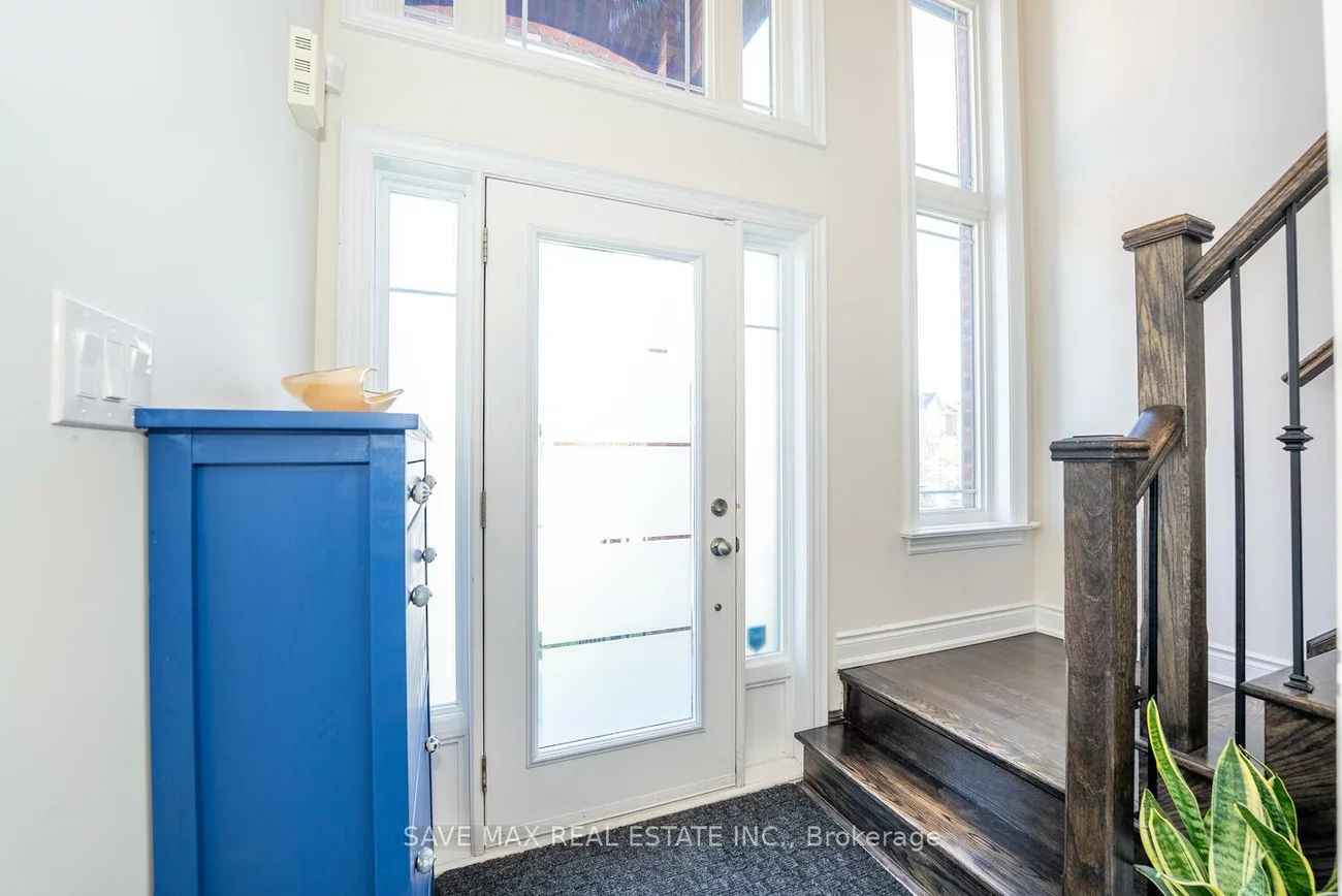 163, Sutherland, Bradford, Bradford West Gwillimbury