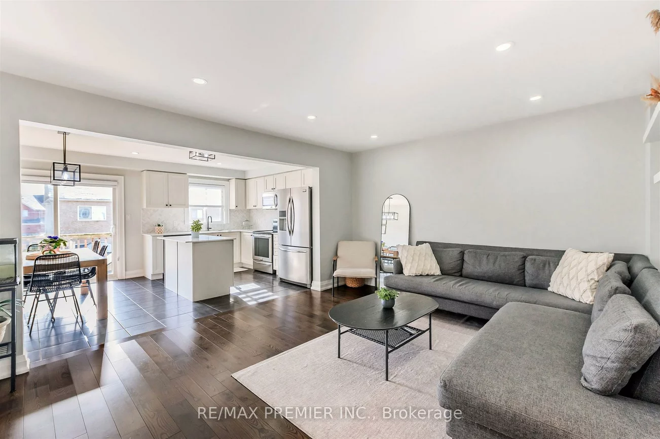 218, Orr, Bradford, Bradford West Gwillimbury