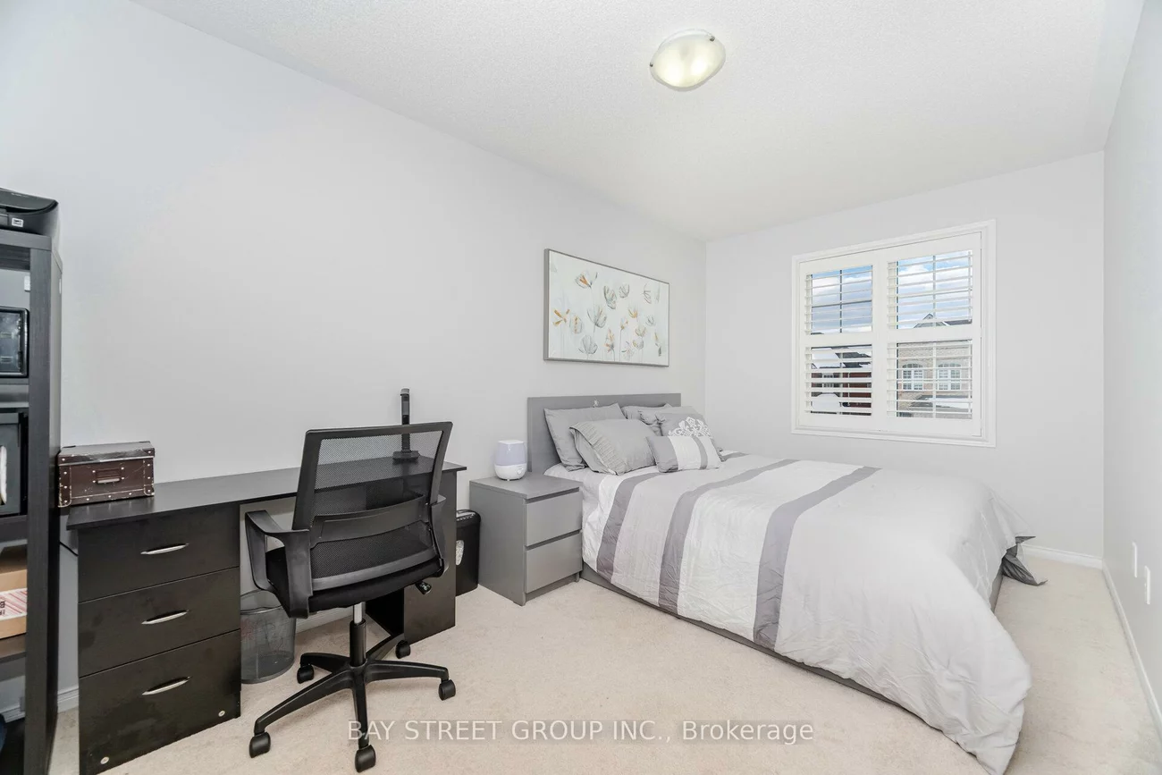 48, Acorn, Bradford, Bradford West Gwillimbury