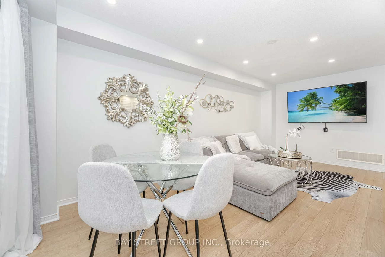 48, Acorn, Bradford, Bradford West Gwillimbury