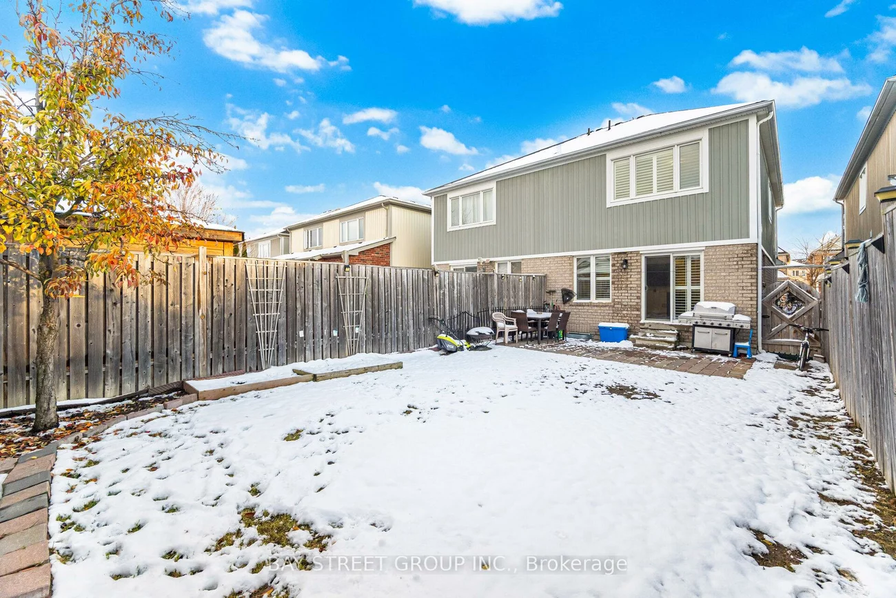 48, Acorn, Bradford, Bradford West Gwillimbury