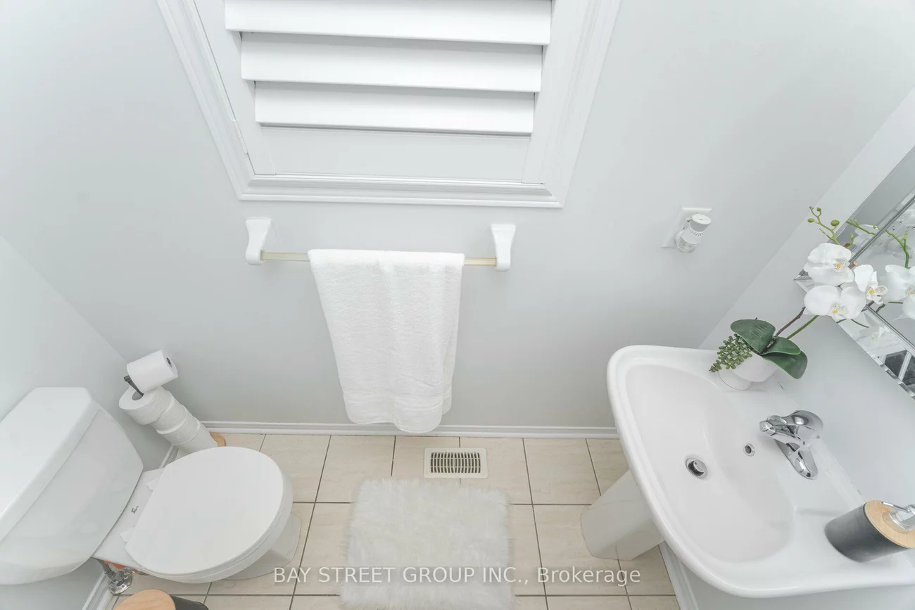 48, Acorn, Bradford, Bradford West Gwillimbury