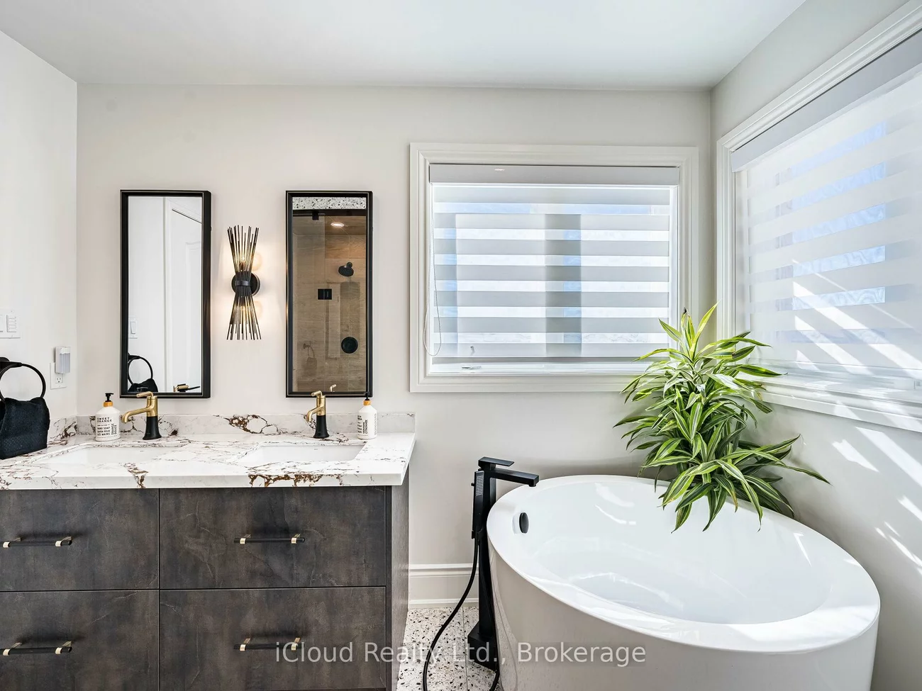 207, Rutherford, Bradford, Bradford West Gwillimbury