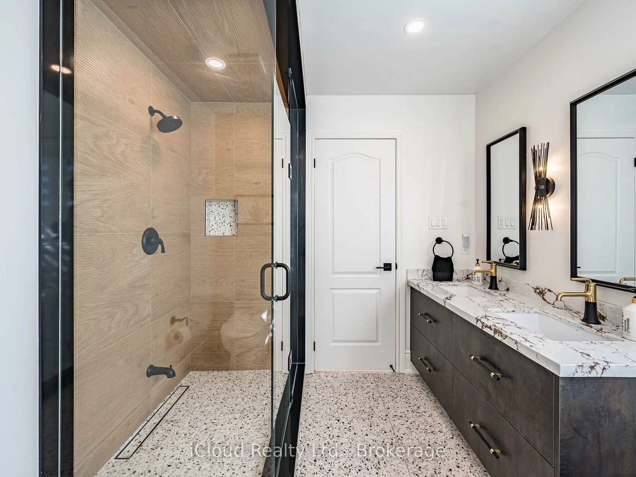 207, Rutherford, Bradford, Bradford West Gwillimbury