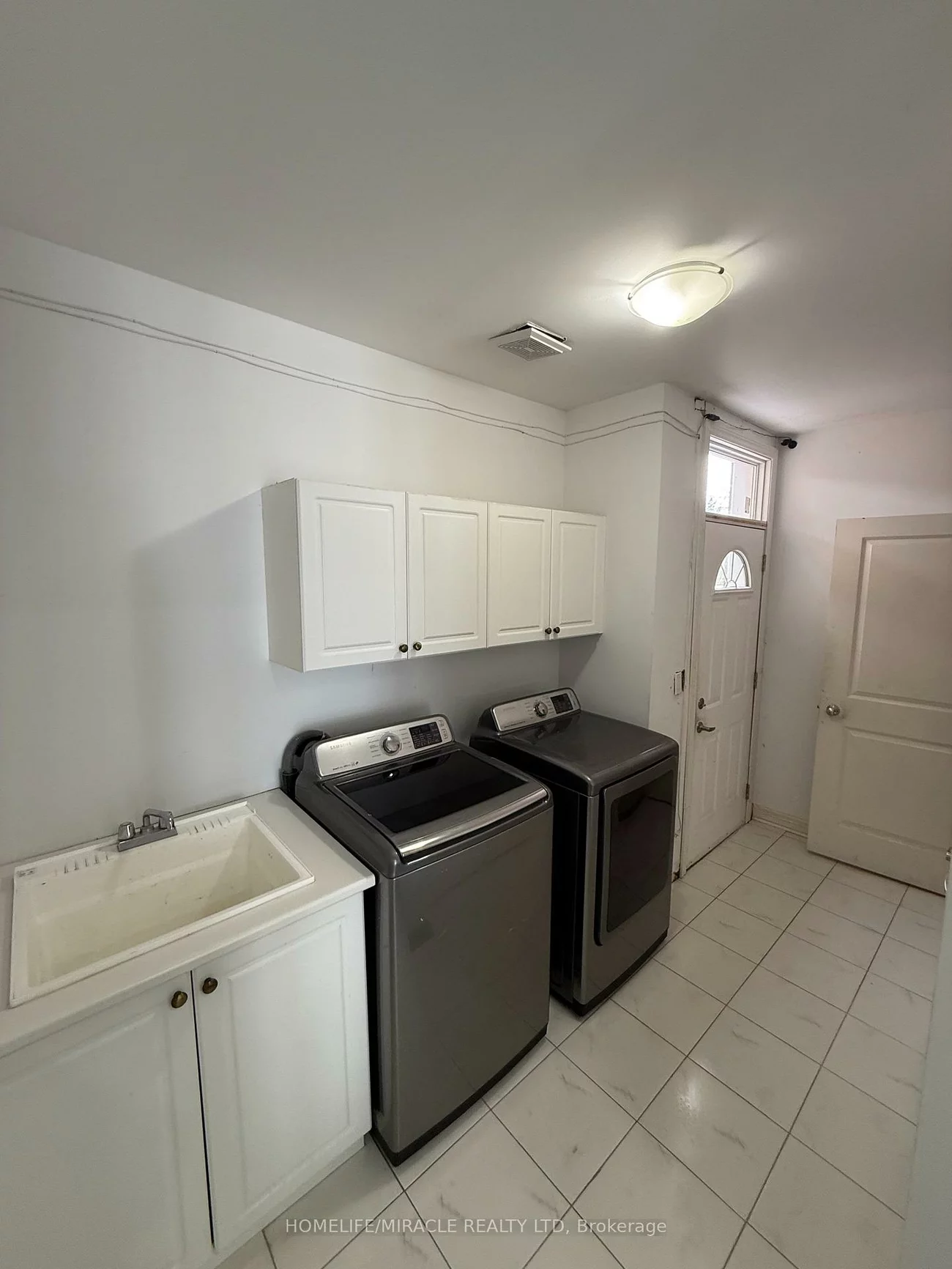 277, Gibson, Bradford, Bradford West Gwillimbury