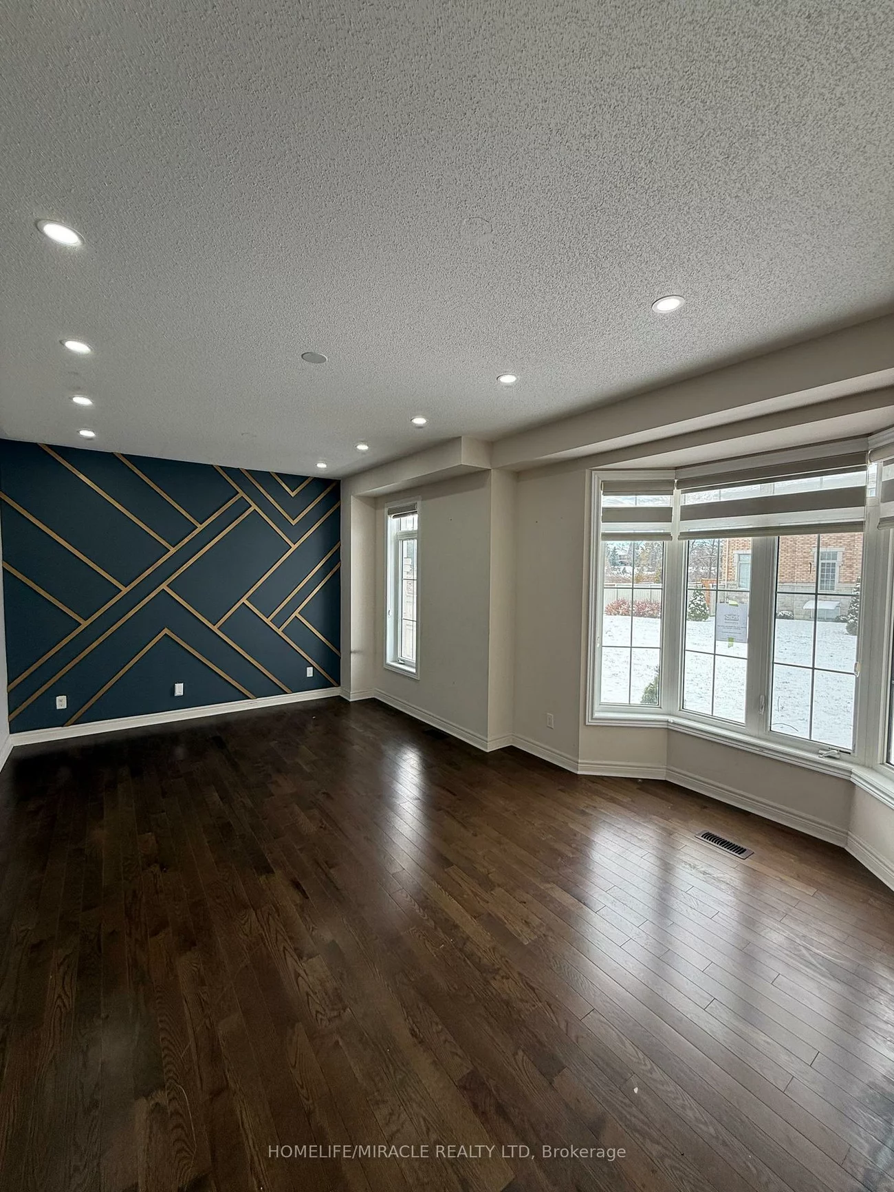 277, Gibson, Bradford, Bradford West Gwillimbury