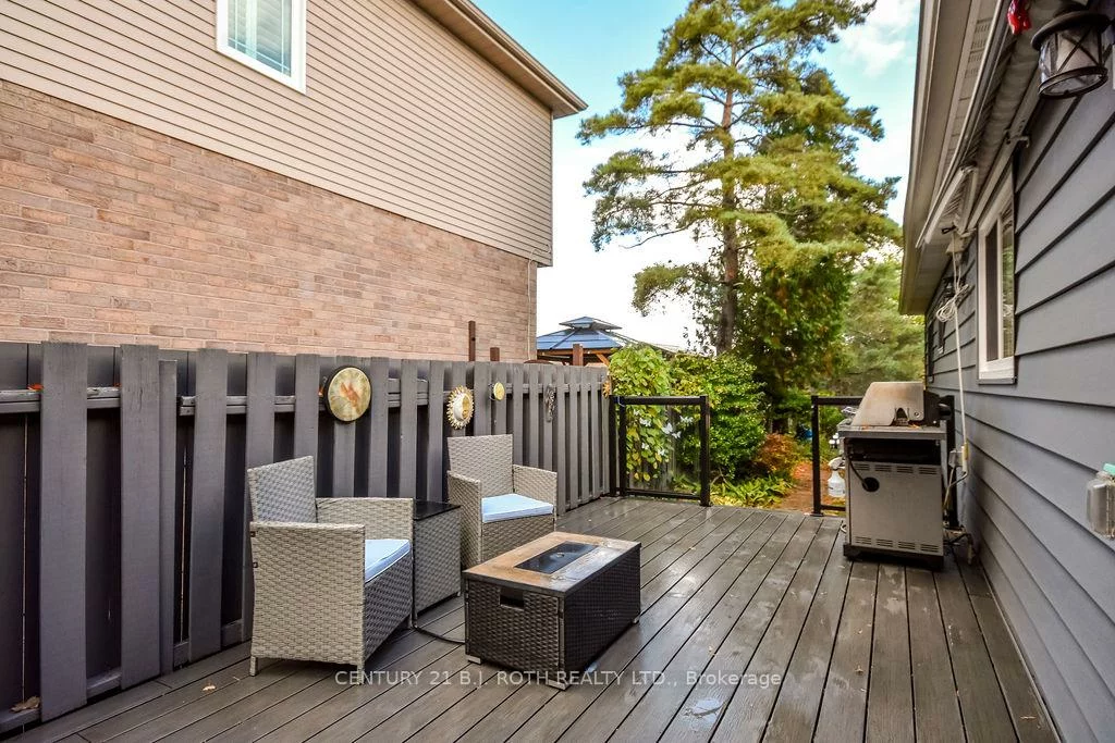 58, Collings, Bradford, Bradford West Gwillimbury