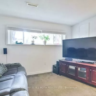 58, Collings, Bradford, Bradford West Gwillimbury