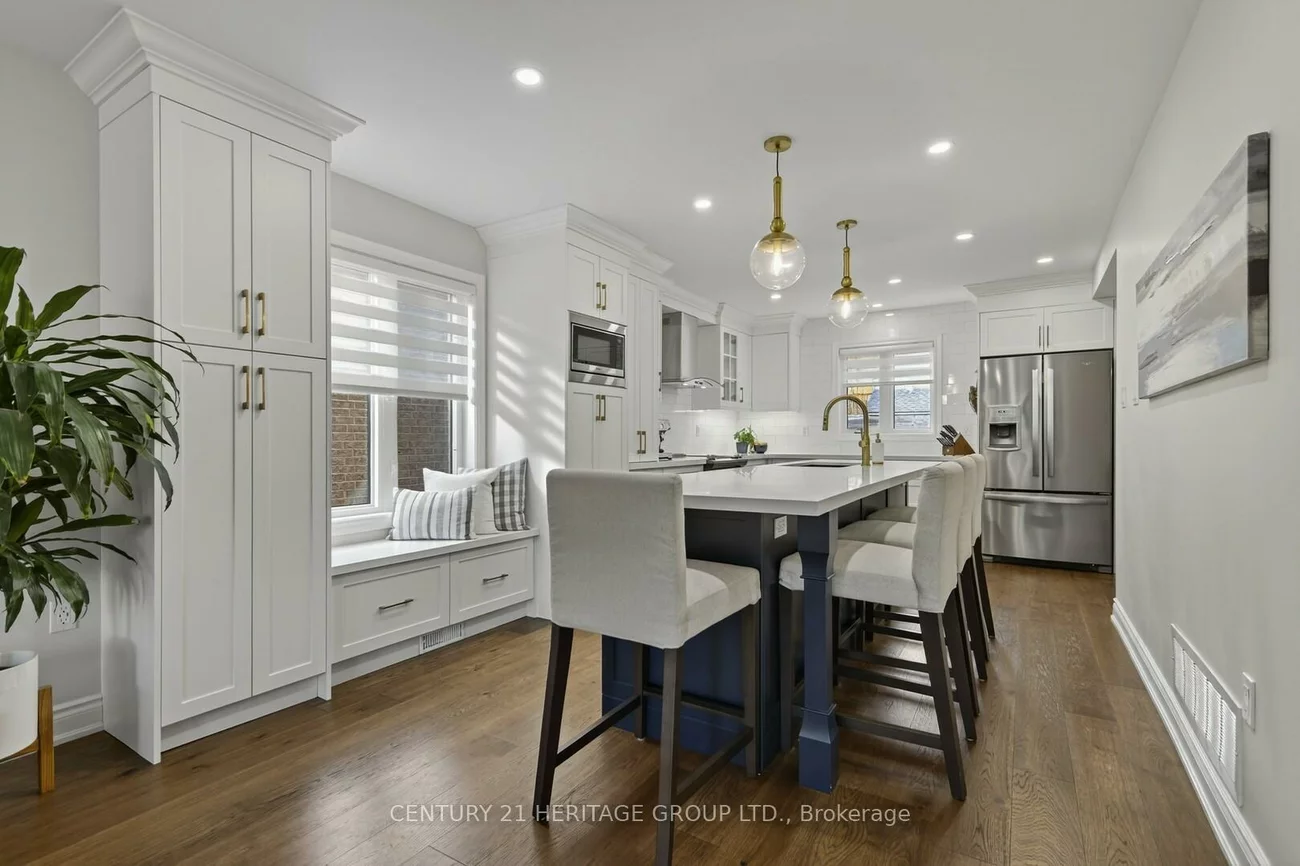 27, Taylor, Bradford, Bradford West Gwillimbury