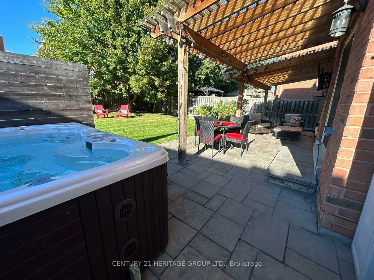 27, Taylor, Bradford, Bradford West Gwillimbury