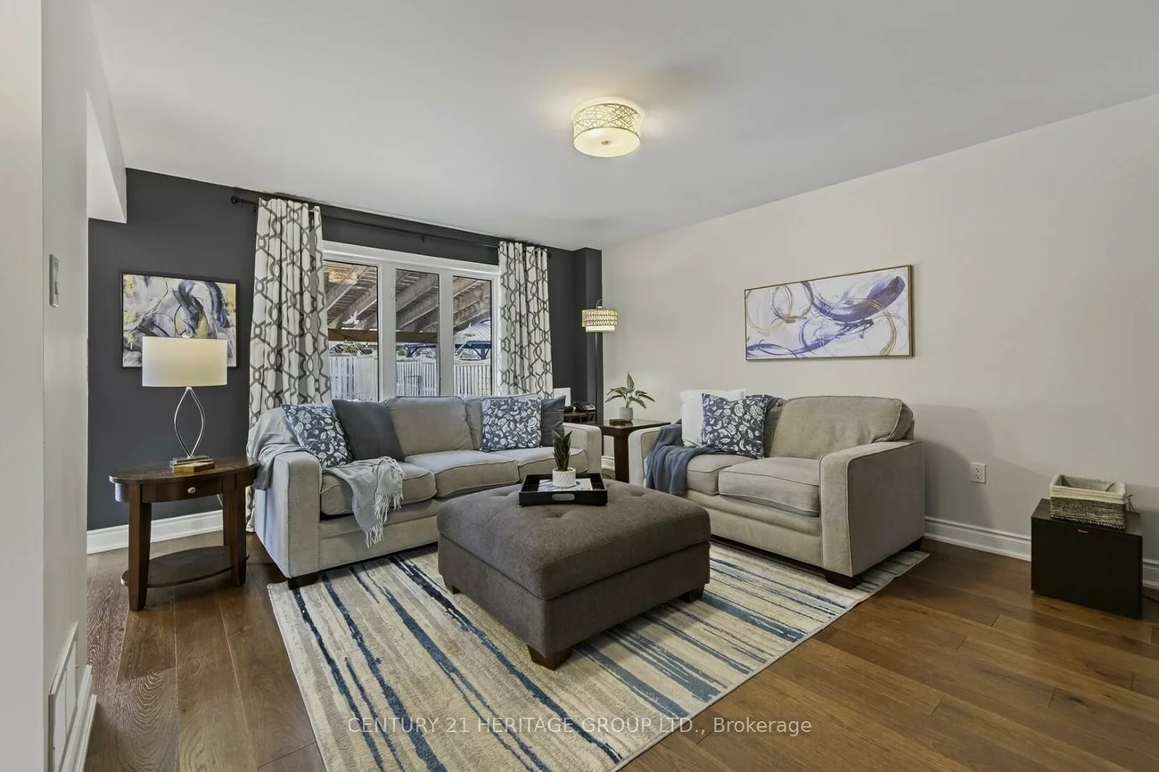 27, Taylor, Bradford, Bradford West Gwillimbury