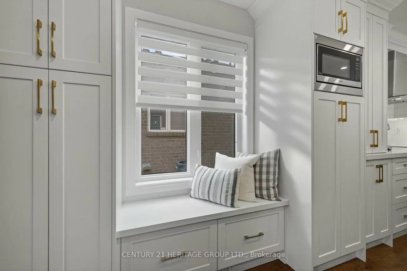 27, Taylor, Bradford, Bradford West Gwillimbury