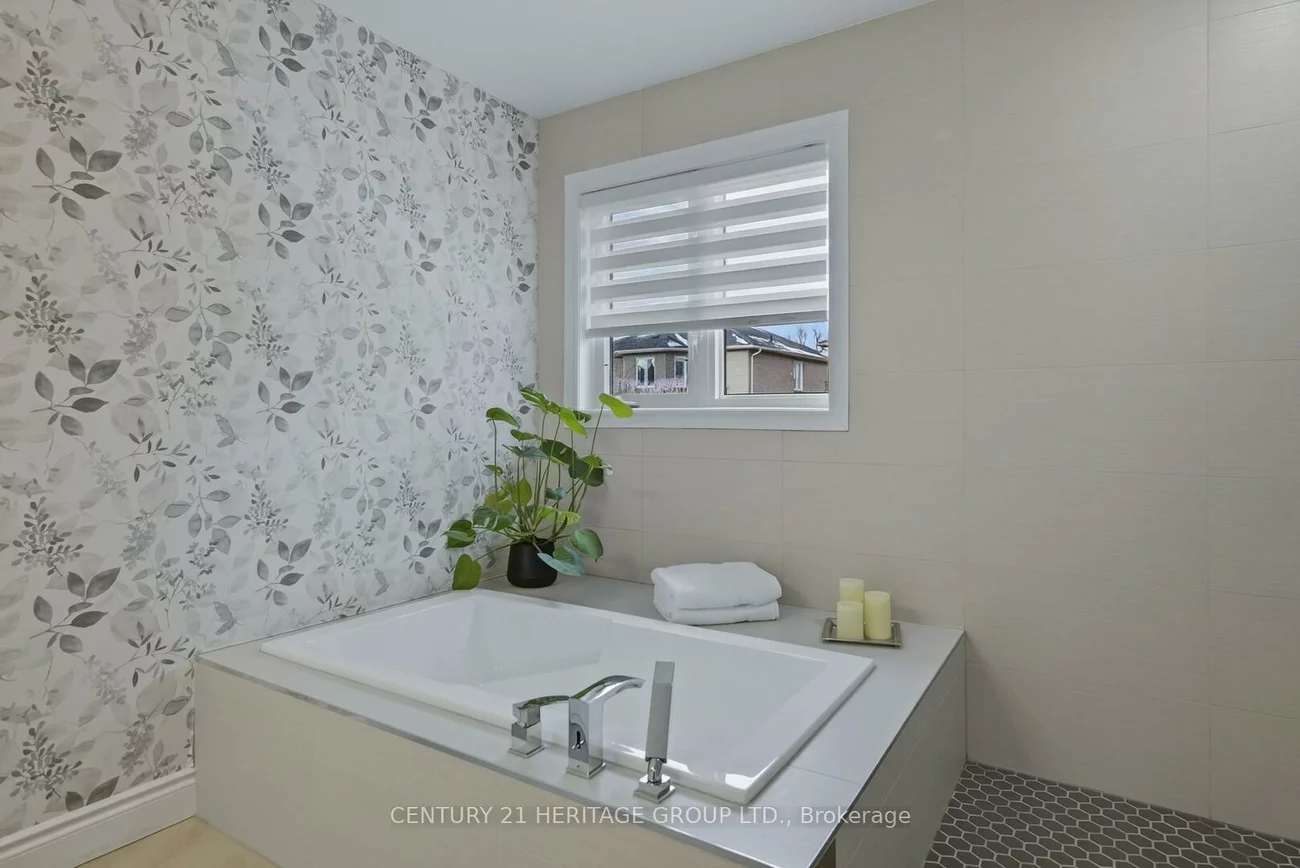 27, Taylor, Bradford, Bradford West Gwillimbury