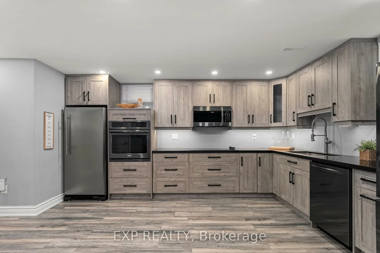 14, Weir, Bradford, Bradford West Gwillimbury