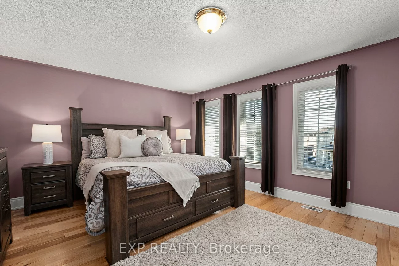 14, Weir, Bradford, Bradford West Gwillimbury