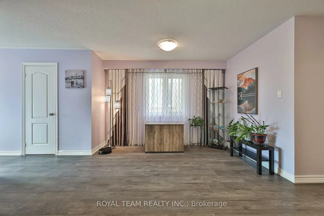 121, Professor Day, Bradford, Bradford West Gwillimbury