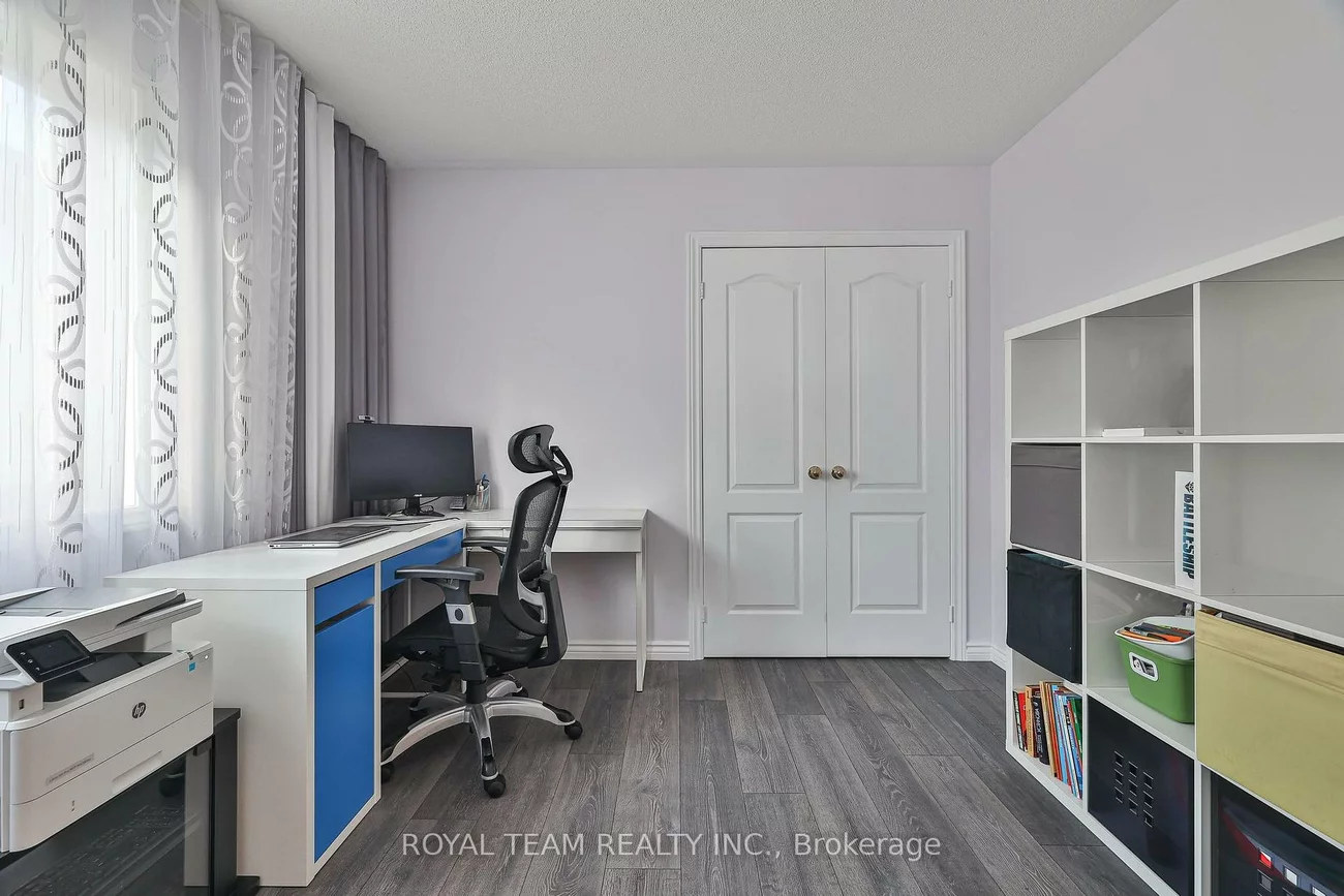 121, Professor Day, Bradford, Bradford West Gwillimbury