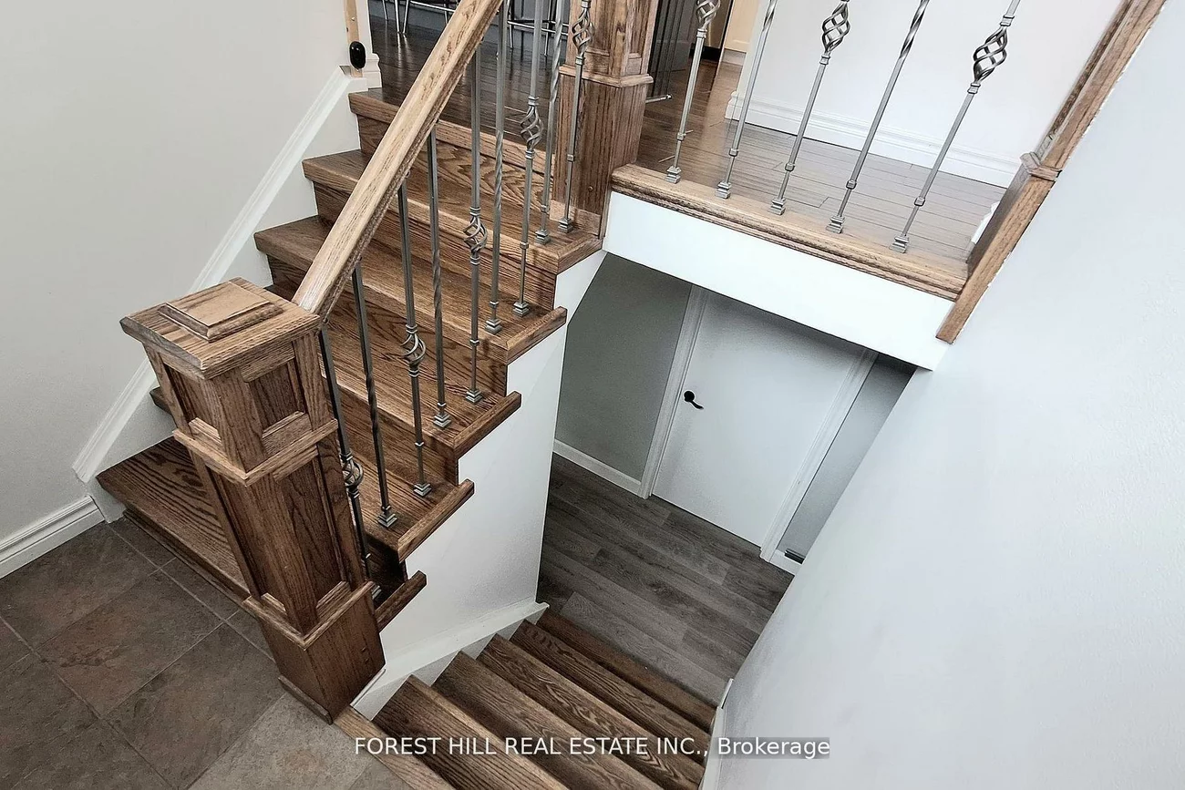 21, Lallien, Bond Head, Bradford West Gwillimbury