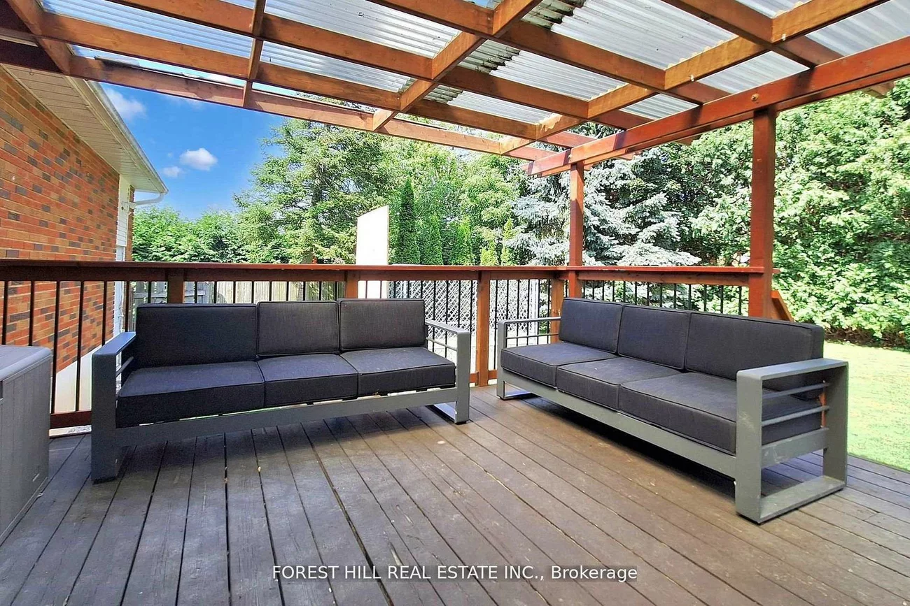 21, Lallien, Bond Head, Bradford West Gwillimbury