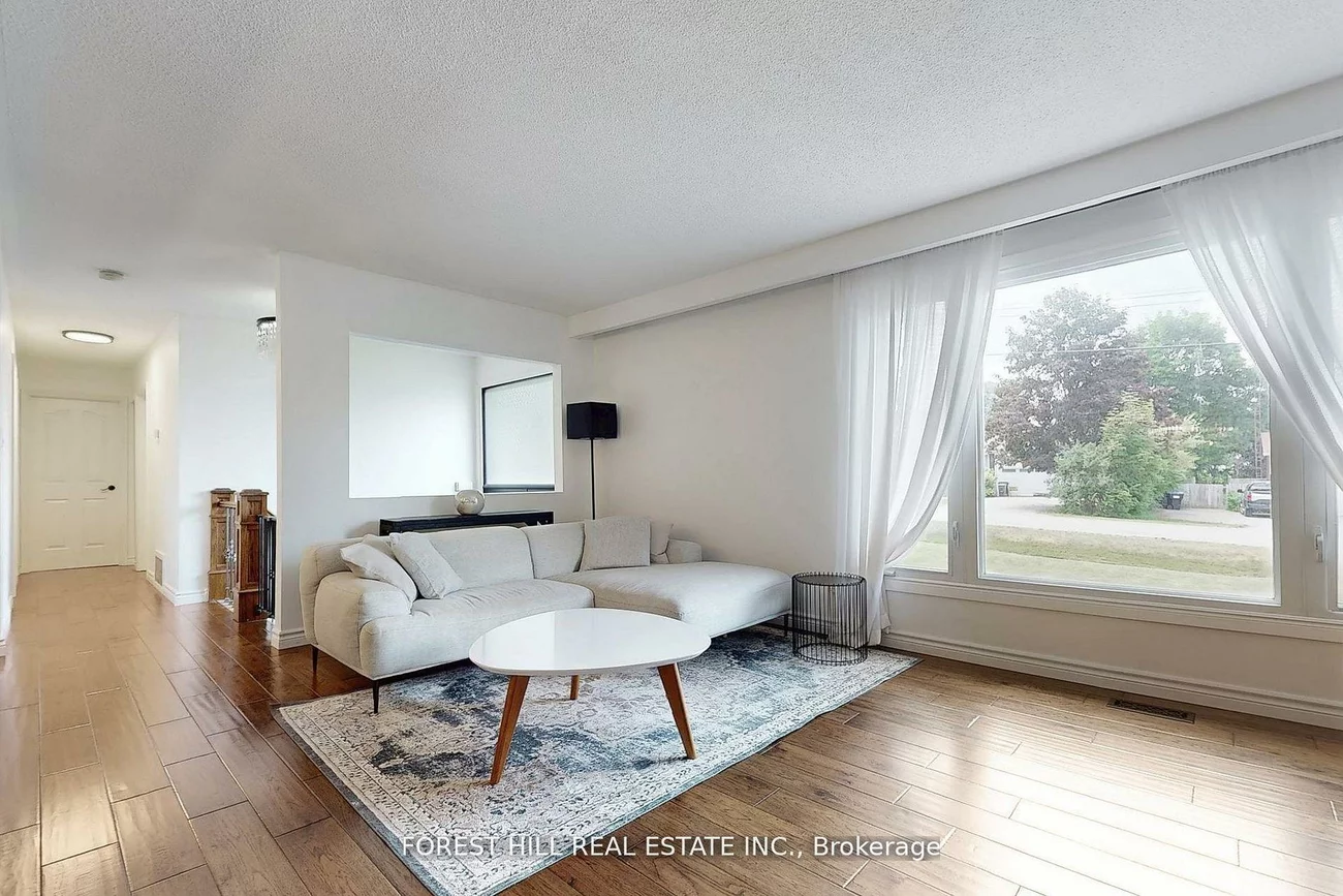 21, Lallien, Bond Head, Bradford West Gwillimbury